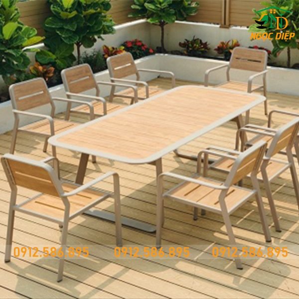 Bộ Bàn 8 Ghế Sân Vườn