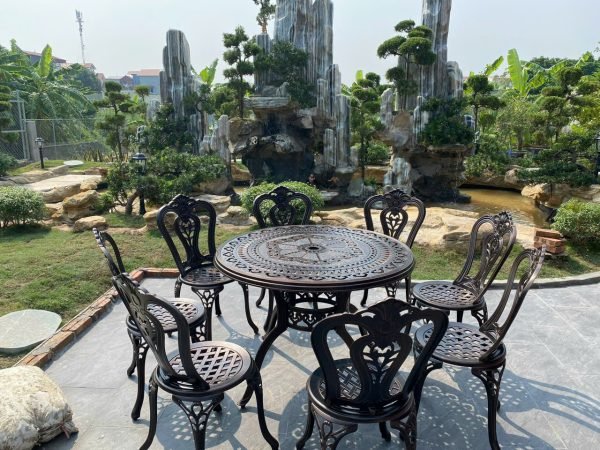 Giao hàng & Lắp đặt bộ Bàn Ghế nhôm đúc tại Xuân Mai- Hòa Bình