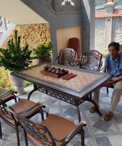 Lắp đặt bộ bàn ghế mặt đá tại Hải Dương
