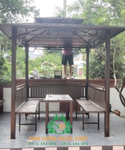 Alternative view of Nhà chòi vuông cột đơn kích thước 2,5m x2,5m bàn giao tại Sơn Tây