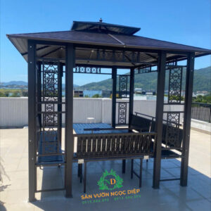 Đà Nẵng ngày nắng và gió. Nhà chòi Ngọc Diệp đã được bàn giao và hoàn thiện lắp đặt